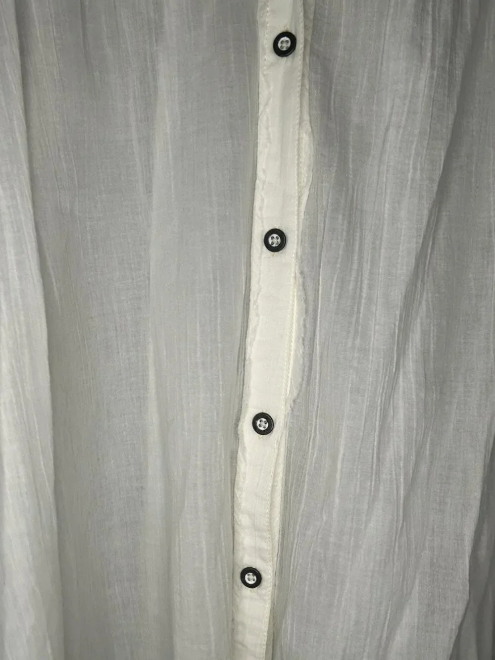We The Free White Button-Up Top | size medium - Picture 3 of 4